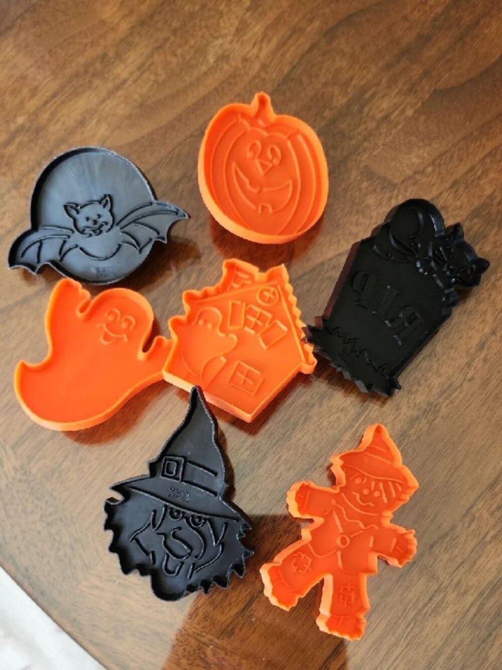 Vintage 1989 Wilton Halloween Cookie Cutters